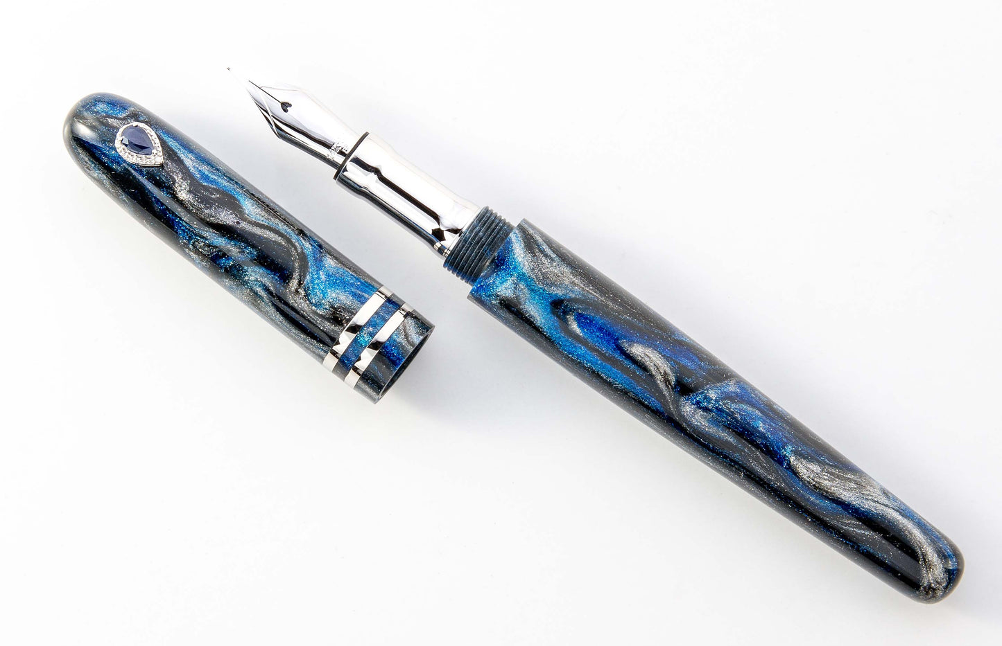 GW Sapphire and Diamonds Fountain Pen