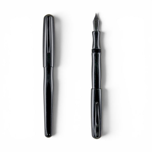 GW CC1 Fountain Pen in Black DiamondCast Resin
