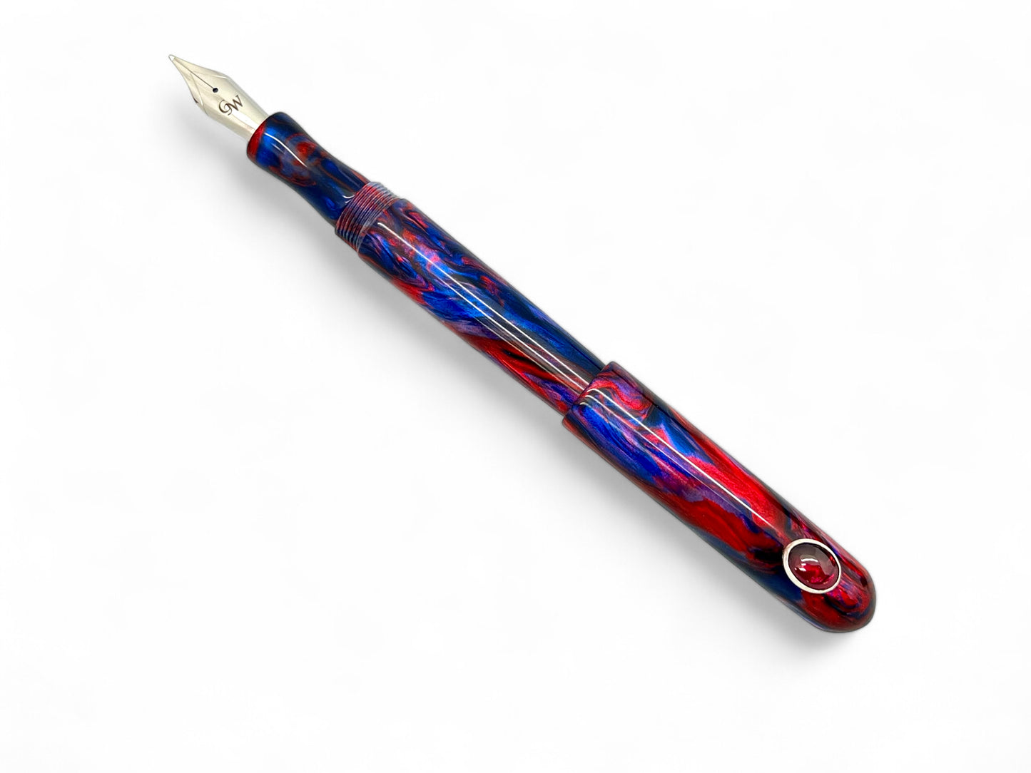 GW GemPen 25 Garnet in Betta 2a Fountain Pen